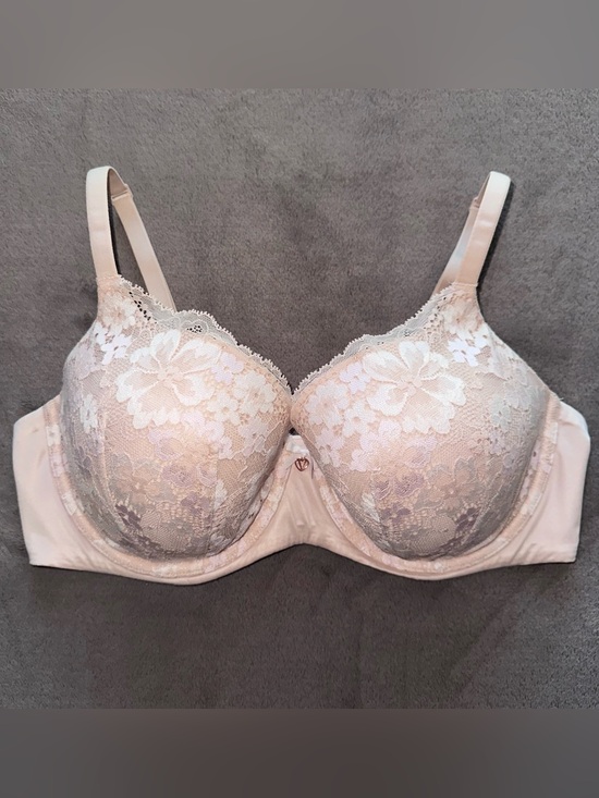 Victoria's Secret Other - Victoria's Secret Lace Underwire Bra in Light Pink